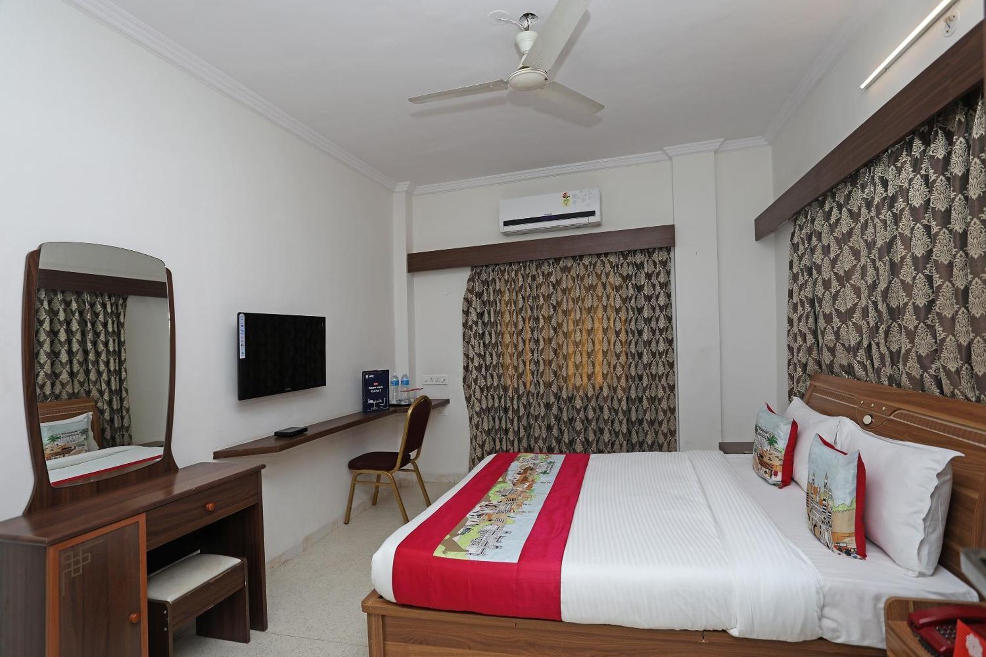 Hotel O 10671 Hotel Sai Prem Nashik Buitenkant foto